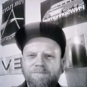 Meet your Posher, Liam